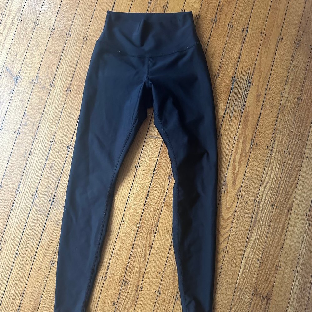 High Waist Alo Airlift Leggings